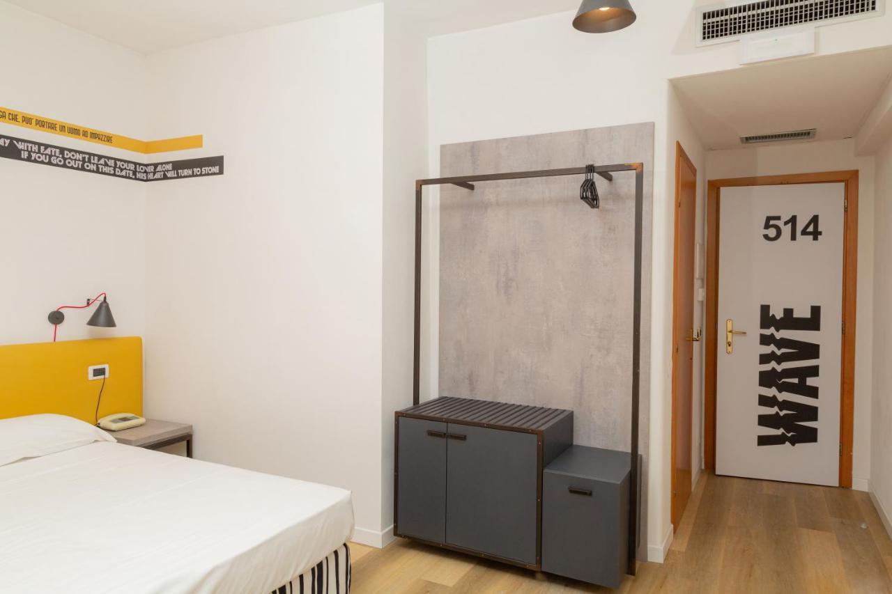 Wave Hotel Acireale Exterior photo