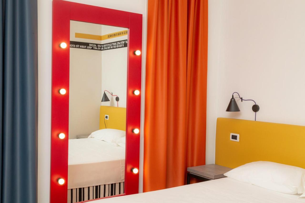 Wave Hotel Acireale Exterior photo