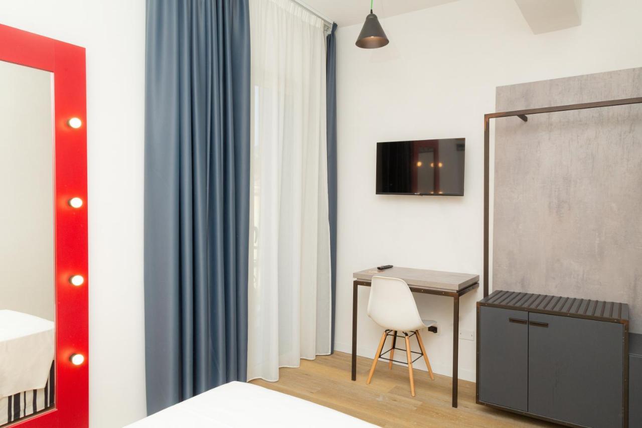 Wave Hotel Acireale Exterior photo